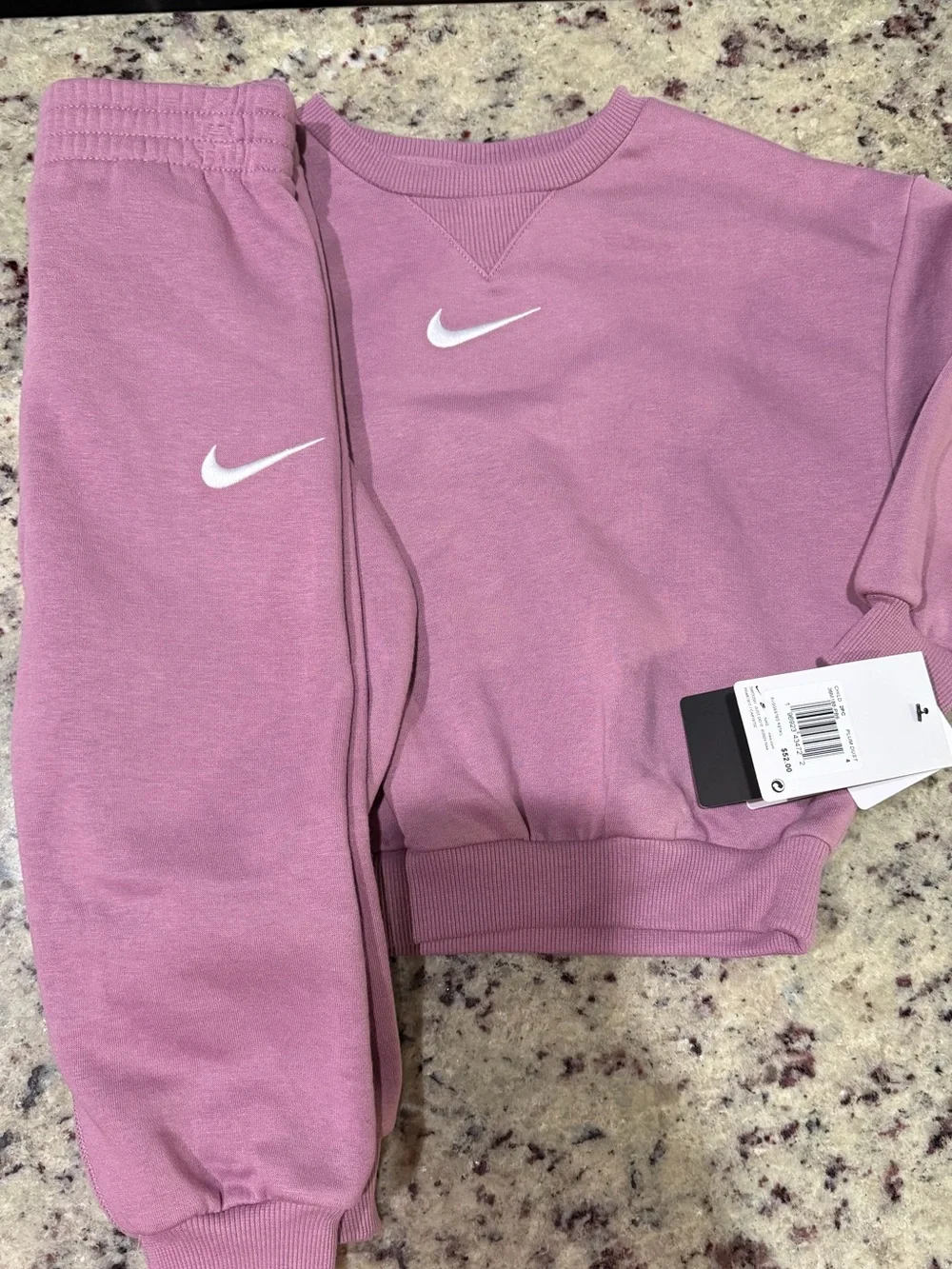 Nike girls jogger set nwt